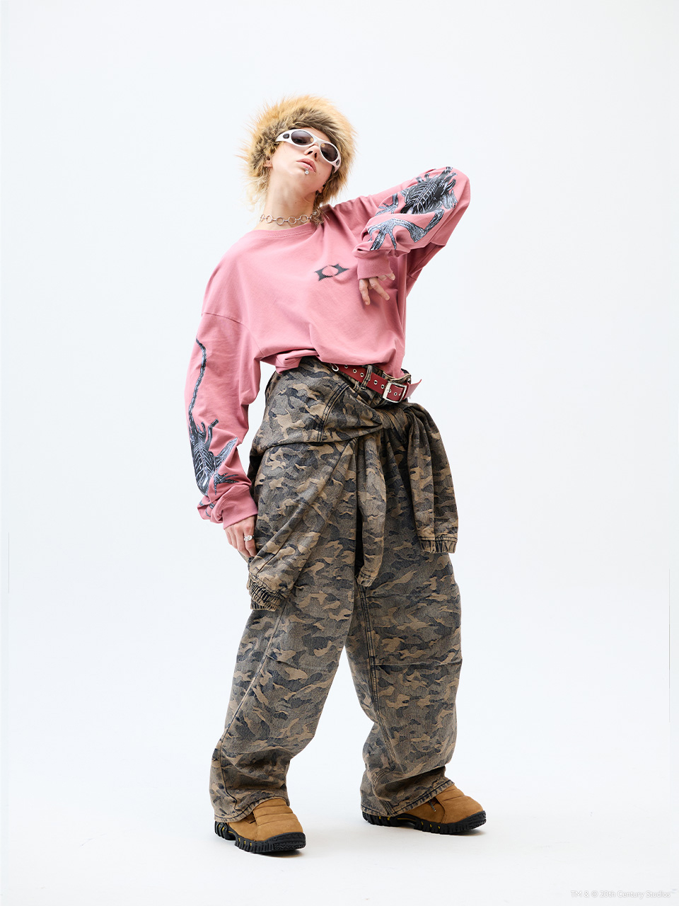 ★CRITIC X ALIEN WALK LONG SLEEVE TS 202408051804157307694879166b09