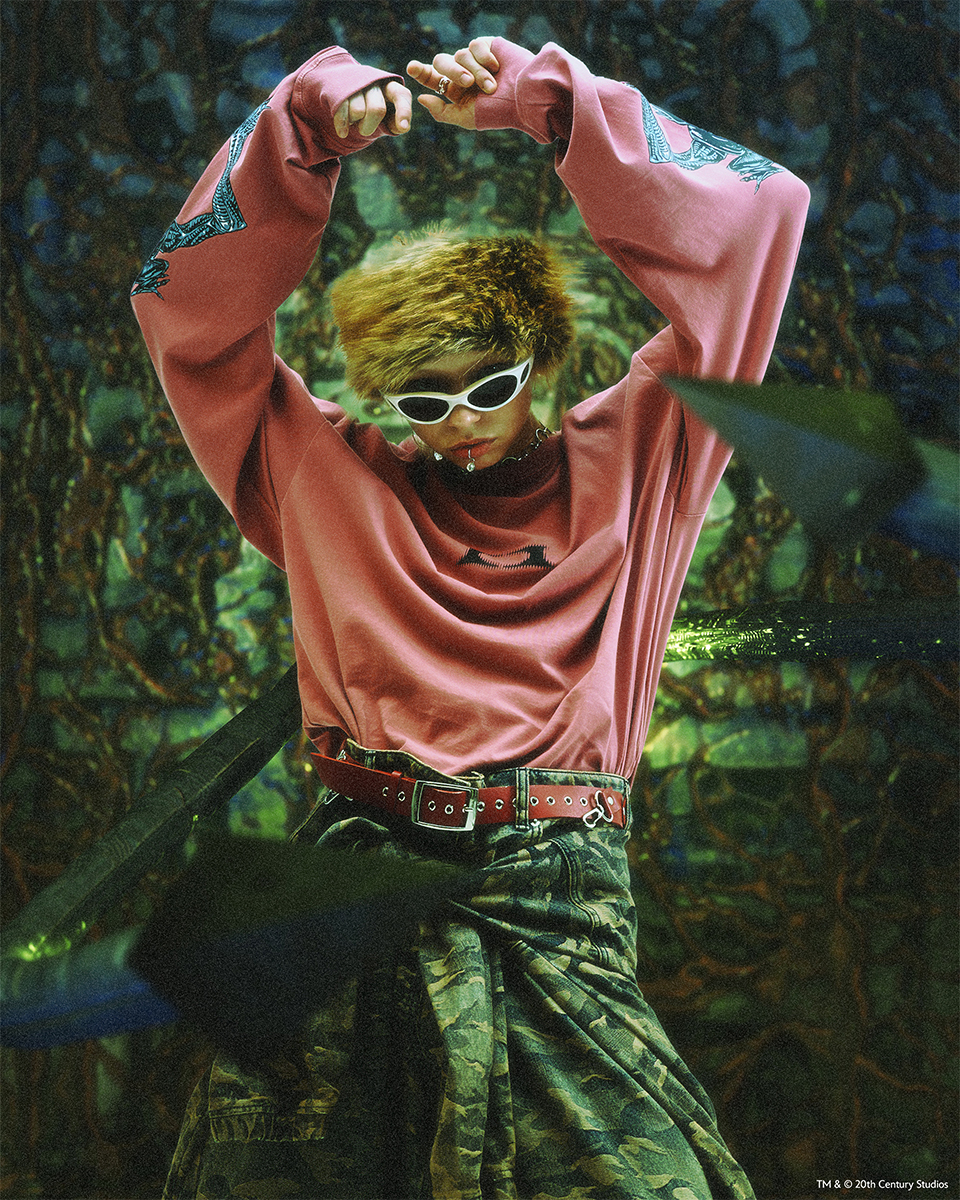 ◆CRITIC CRITIC X ALIEN WALK LONG SLEEVE TS◆ 크리틱(CRITIC) CRITIC X ALIEN WALK LONG SLEEVE TS PINK