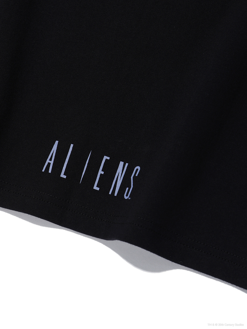 [CRITIC] CRITIC X ALIEN COLLAGE LONG SLEEVE TS /追跡付 크리틱(CRITIC) CRITIC X ALIEN COLLAGE LONG SLEEVE TS
