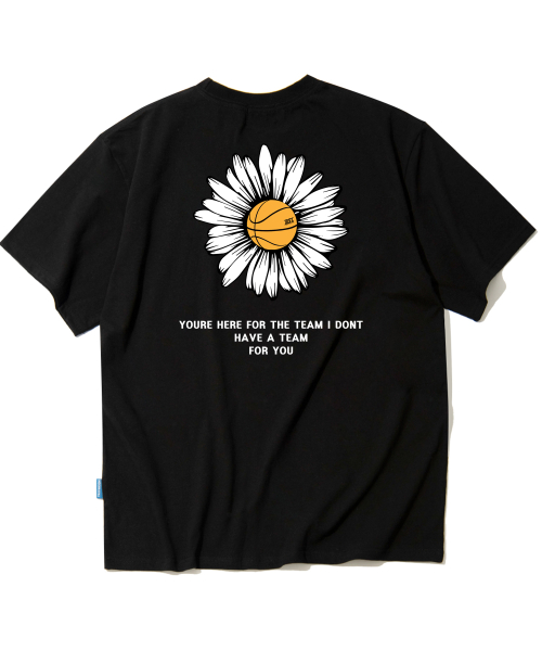 Футболка с графикой Big Daisy Logo — 8 colors