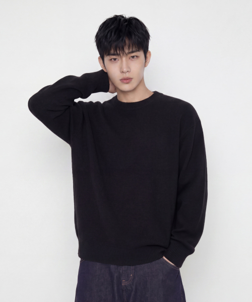 Signature Daily Crewneck Knit [Black] thumbnail 3