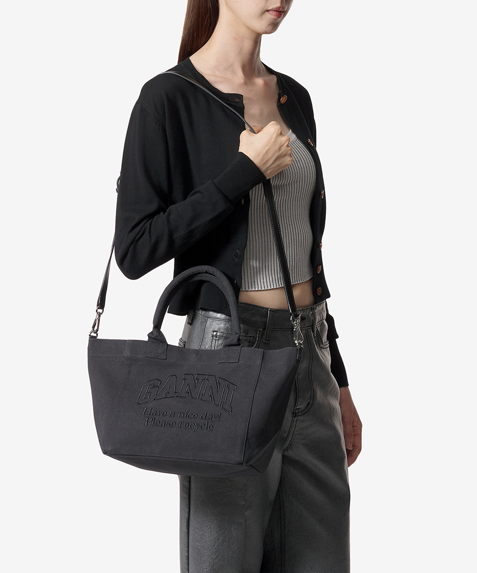 ガニー トートバッグ A5972 5903 SMALL EASY SHOPPER GANNI Easy Shopper Bag | Black | FARFETCH
