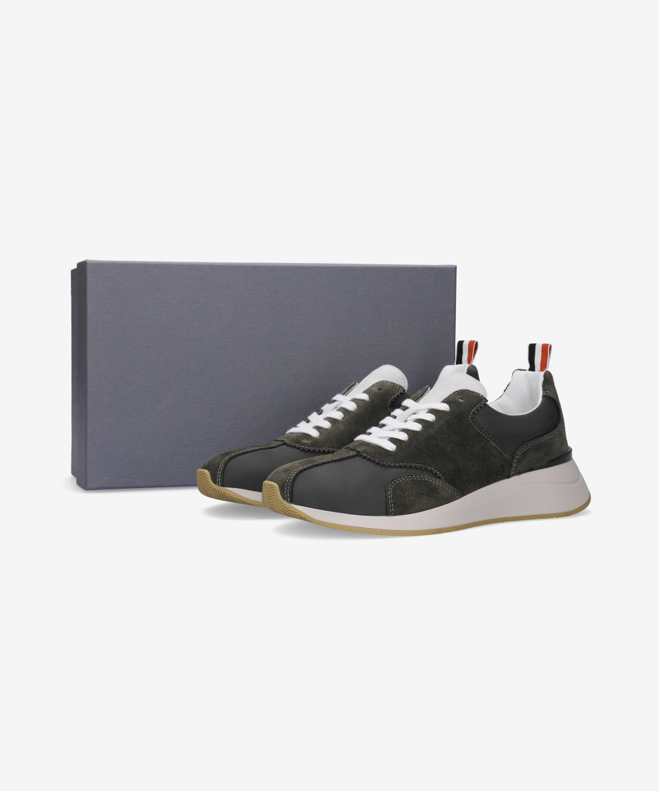 スニーカー *THOM BROWNE* Sprinter Tech Nylon Sneakers Dark Green MFE002 THOM BROWNE Sprinter Tech Low Top Sneakers Thom Browne