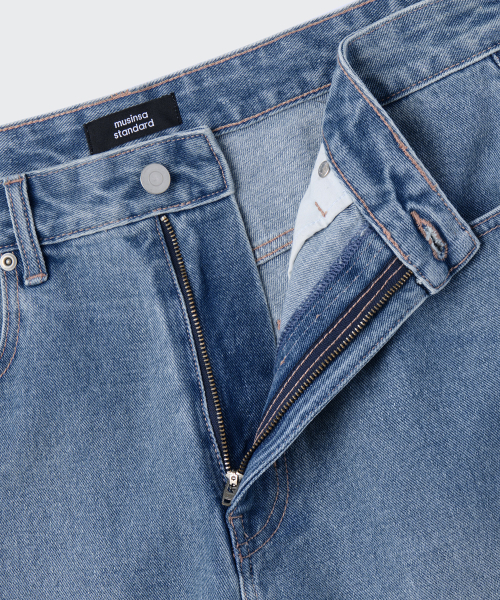 COATED LOOSE BAGGY DENIM PANTS [LIGHT INDIGO]