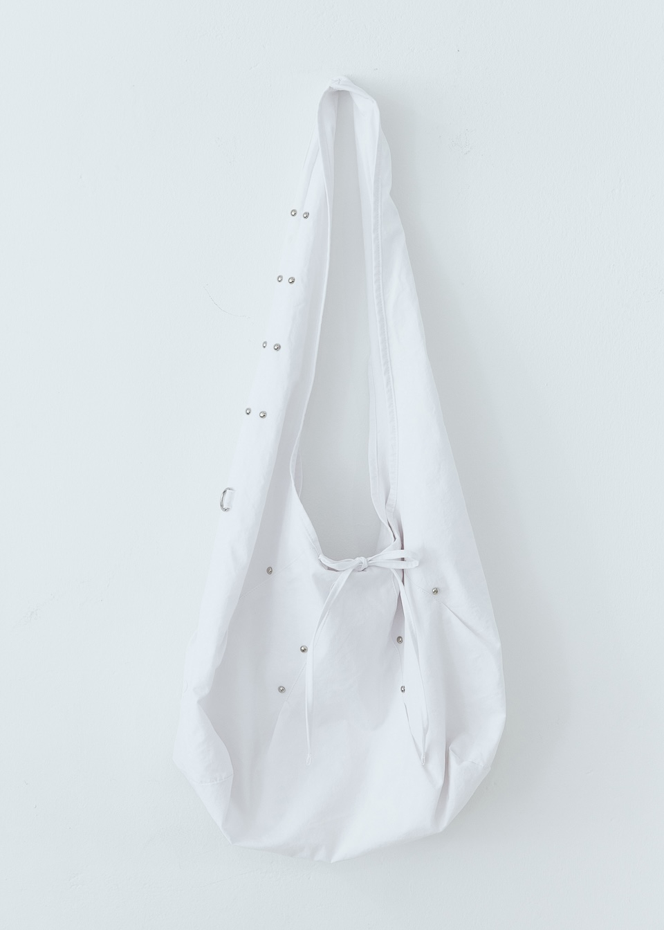 크로스백 디테일컷