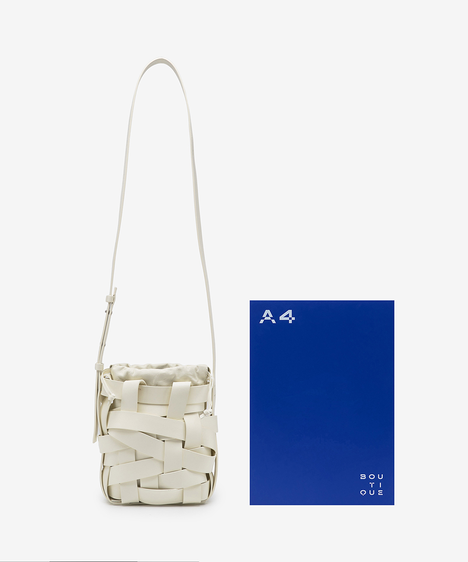 Jil Sander★スモール ネスト クロスバッグ J07WG0074P7118106 MUSINSA | JIL SANDER Small Nest Crossbody Bag - Eggshell