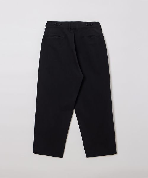 MAN CLASSIC CHINO PANTS DEEP BLACK