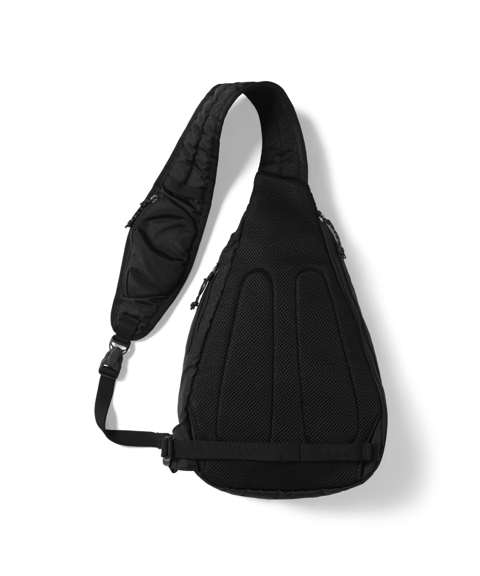 MUSINSA公式 | thisisneverthat® Washed Nylon Sling Bag Black