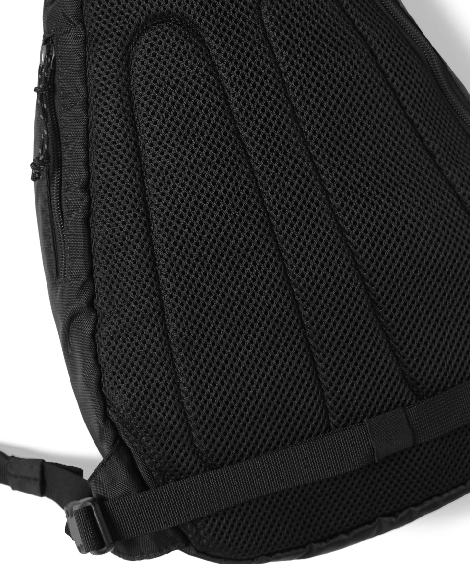 MUSINSA | thisisneverthat® Washed Nylon Sling Bag Black