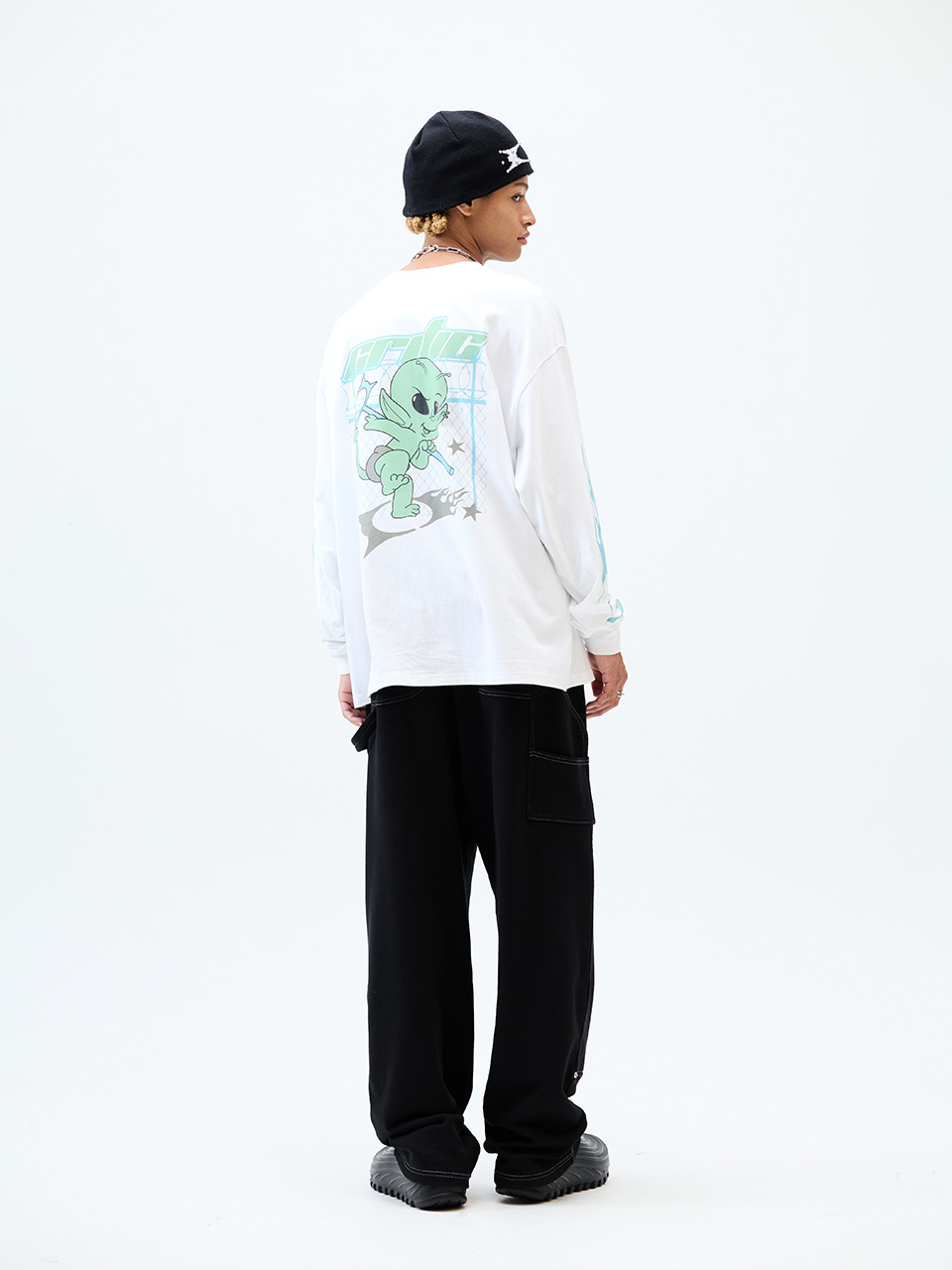 CRITICのCRITIC DEVILMAN LONG SLEEVE T-SHIRT 全2色 MUSINSA | CRITIC CRITIC DEVILMAN LONG SLEEVE T-SHIRT BLACK