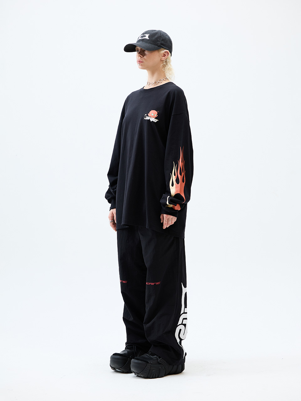 MUSINSA | CRITIC CRITIC DEVILMAN LONG SLEEVE T-SHIRT BLACK