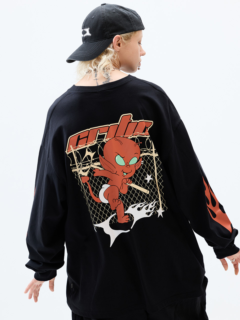 CRITICのCRITIC DEVILMAN LONG SLEEVE T-SHIRT 全2色 MUSINSA | CRITIC CRITIC DEVILMAN LONG SLEEVE T-SHIRT BLACK