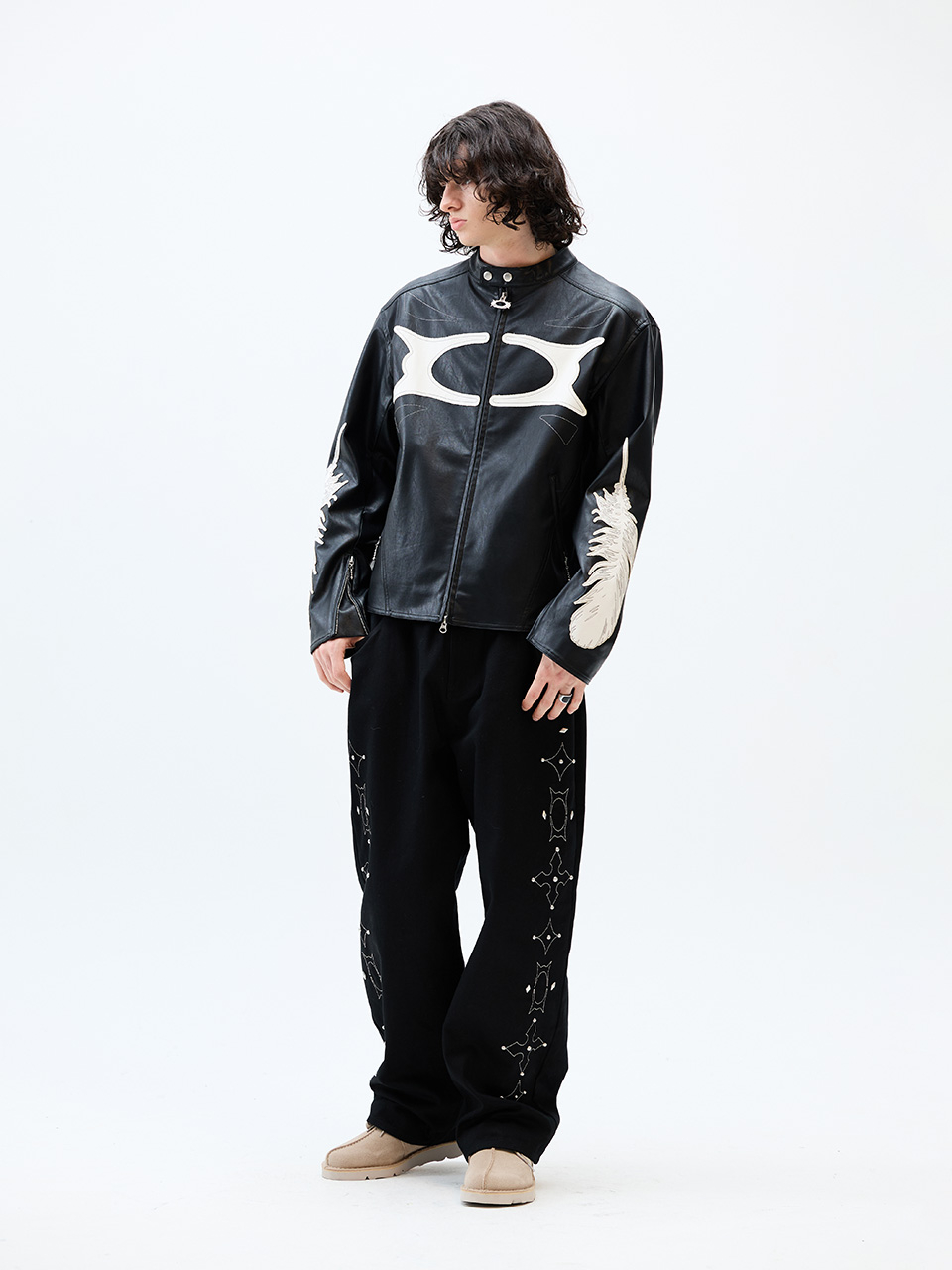★CRITIC★WORMHOLE STUD PANTS 크리틱(CRITIC) WORMHOLE STUD PANTS BLACK - 사이즈 & 후기