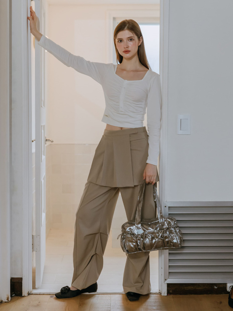 MUSINSA | MOIFAIRE POCKET SHIRRING RIBBON BAG / BEGIE