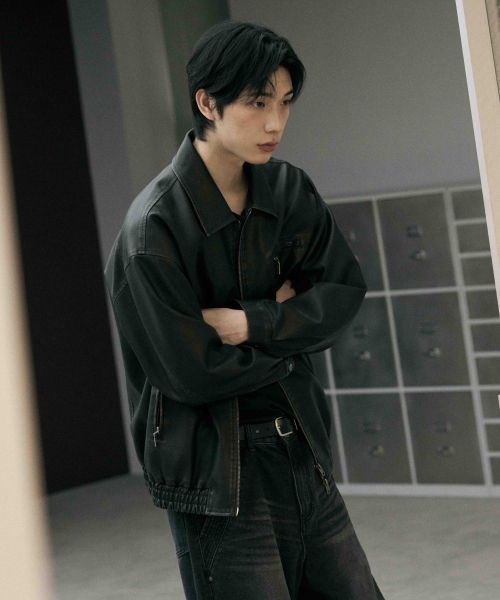 Оверсайз куртка-блузон из вареной кожи [WASHED BLACK]