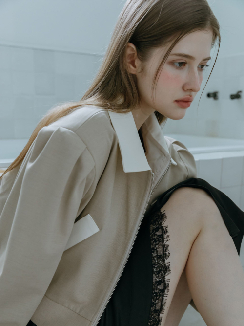 BULD POINTED WOOL JACKET / BEGIE