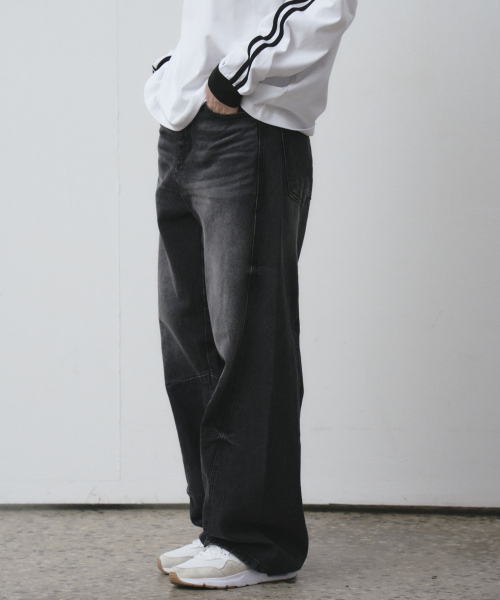 Широкие джинсы Engineered Wide Fit [Black]