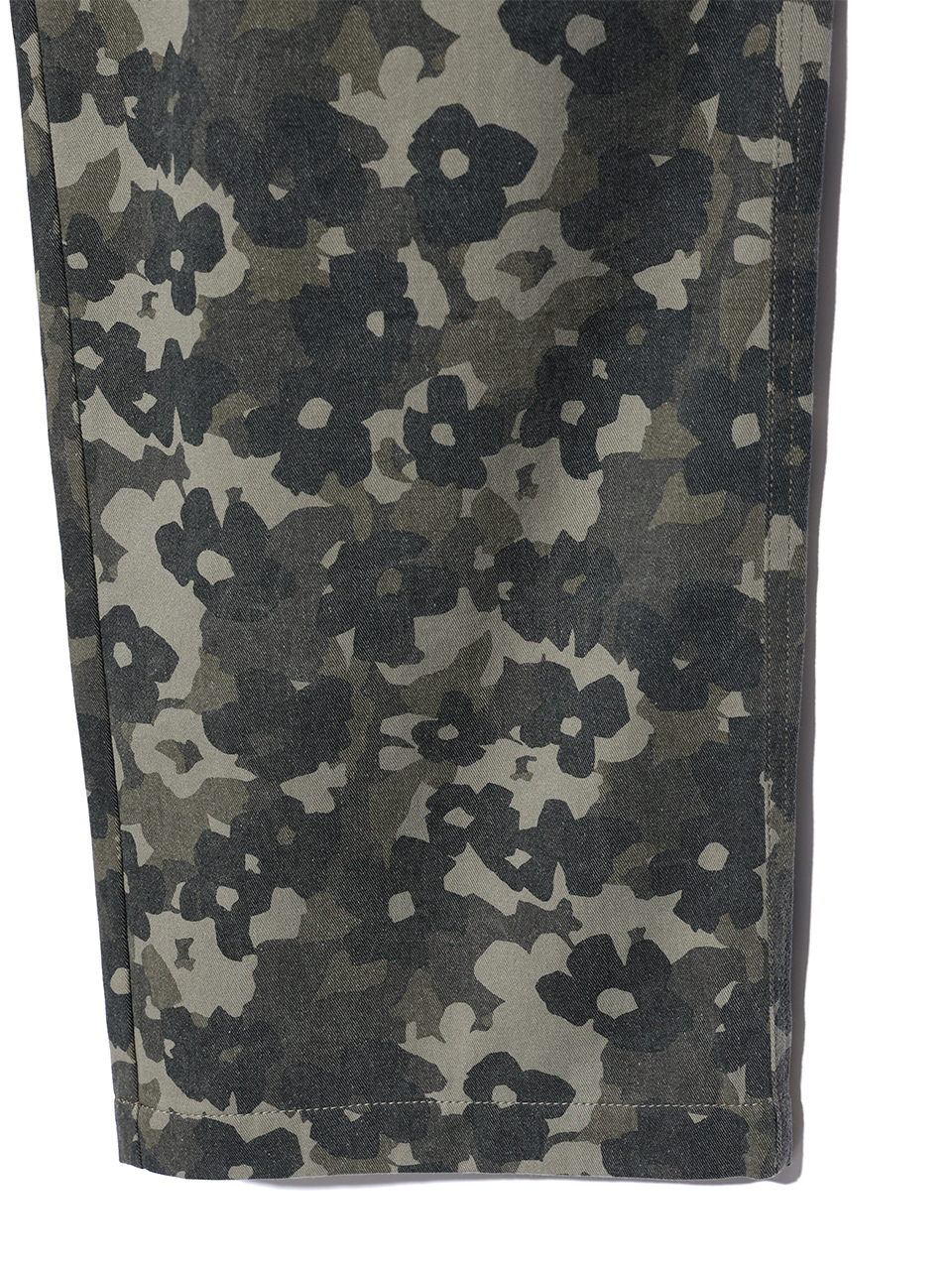 デニム・ジーパン YOUHEE CAMO FLOWER FATIGUE PANTS KHAKI MUSINSA | YOUHEE CAMO FLOWER FATIGUE PANTS KHAKI