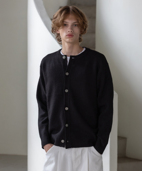 Comfort Round Neck Cardigan [Black]