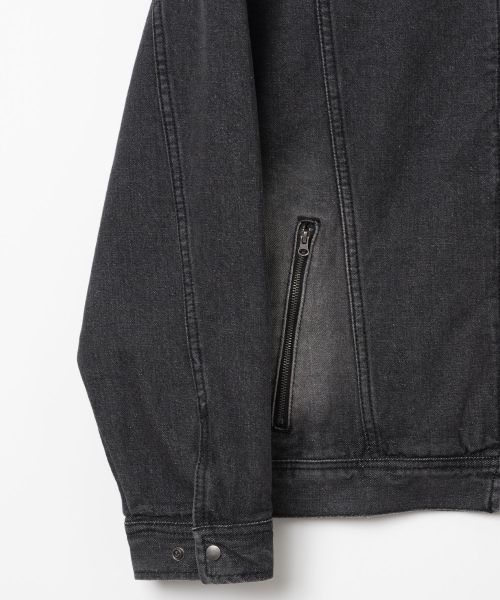 Джинсовая куртка со складками сзади [Washed Black]