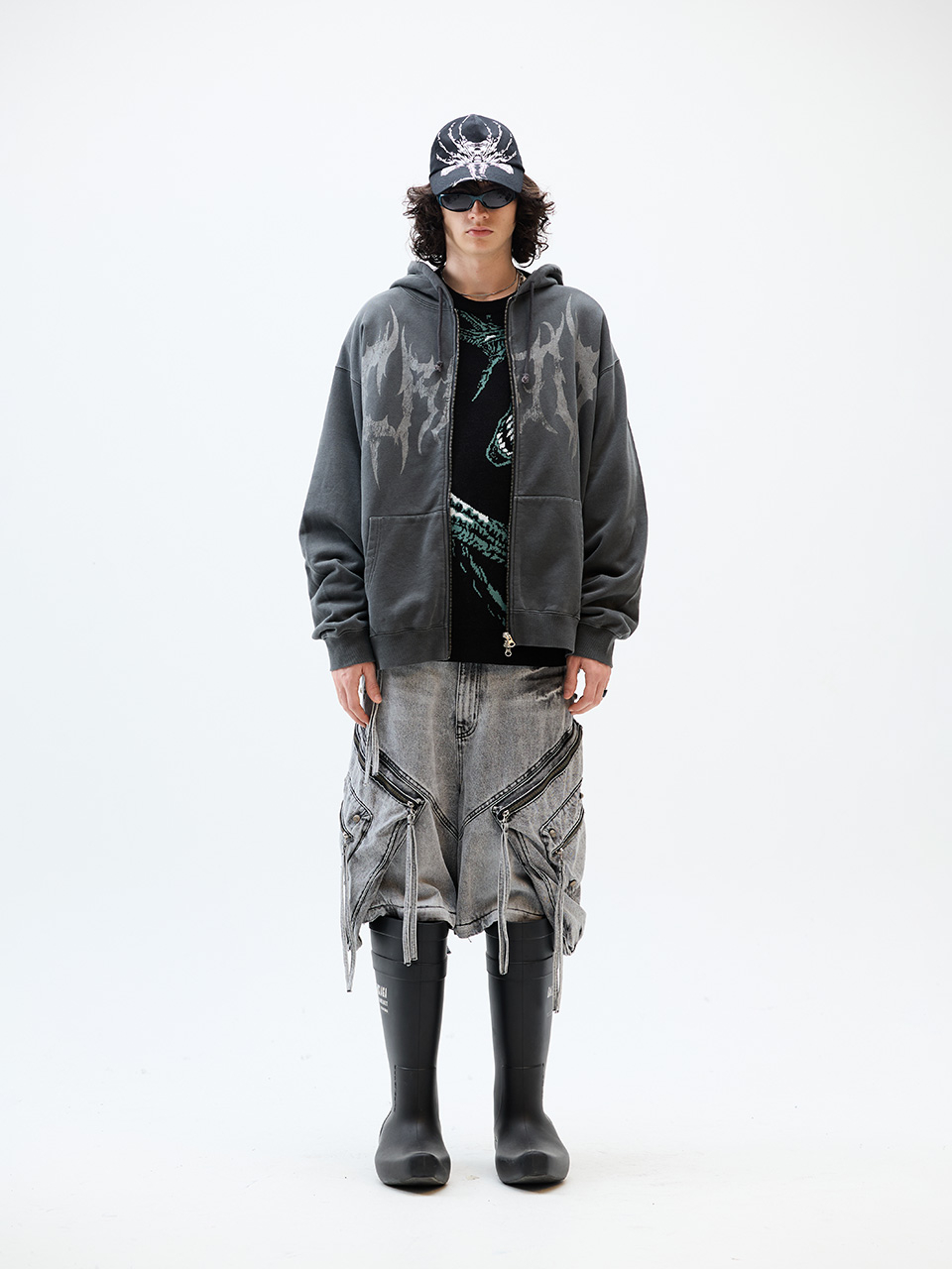 MUSINSA | CRITIC PIGMENT GHOST HOODIE ZIP-UP CHARCOAL