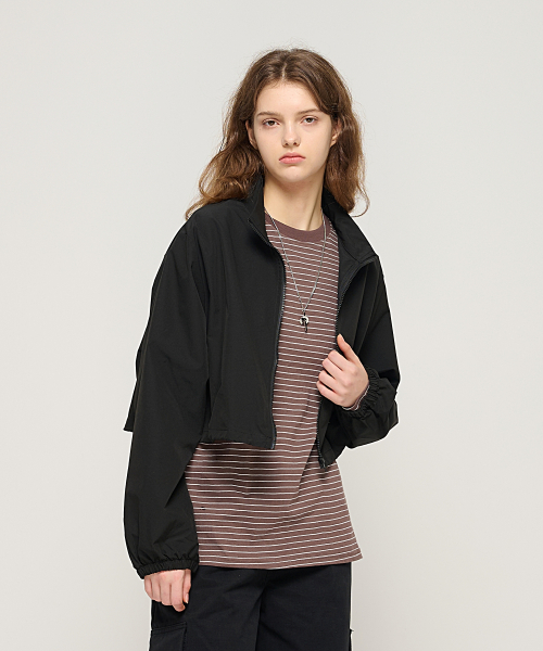 Укороченная куртка Essential на завязках (black)