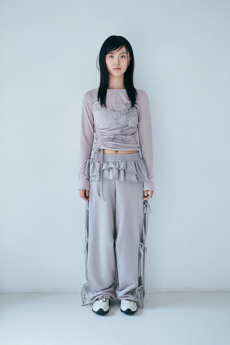 【hug your skin】 Frill skirt jogger pants /追跡付 MUSINSA公式 | HUG YOUR SKIN Frill Skirt Jogger Pants (Black)