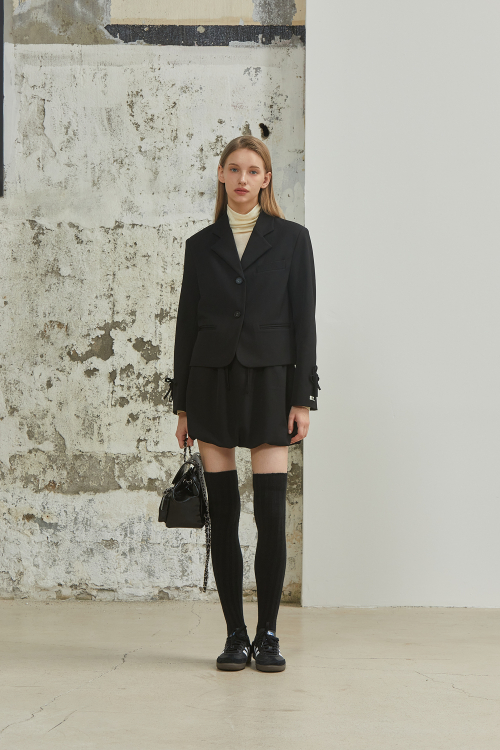 RIBBON POINT SHORT JACKET_BLACK