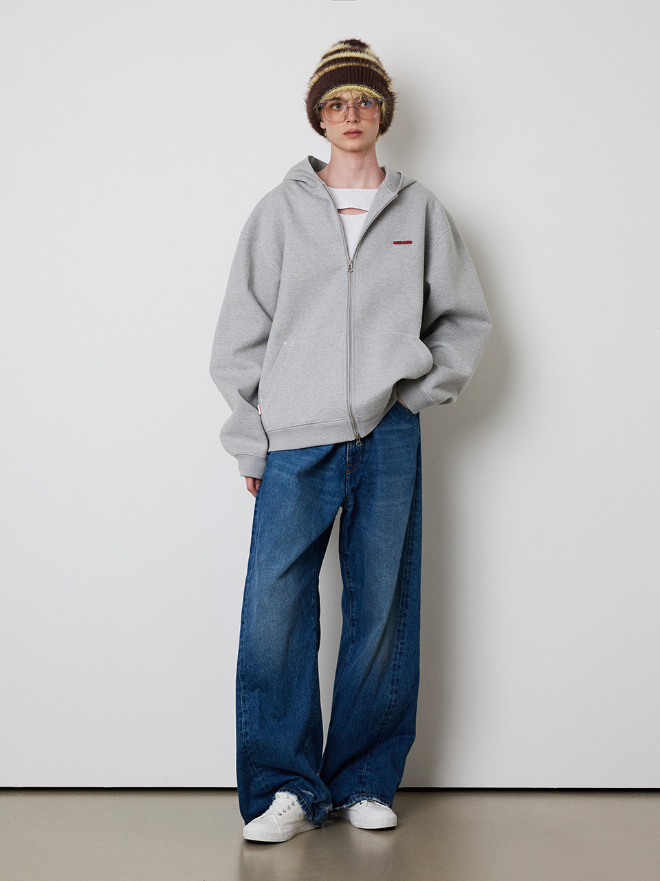 MUSINSA公式 | MEENDERI [UNISEX] STITCH POCKET ZIP UP HOODIE