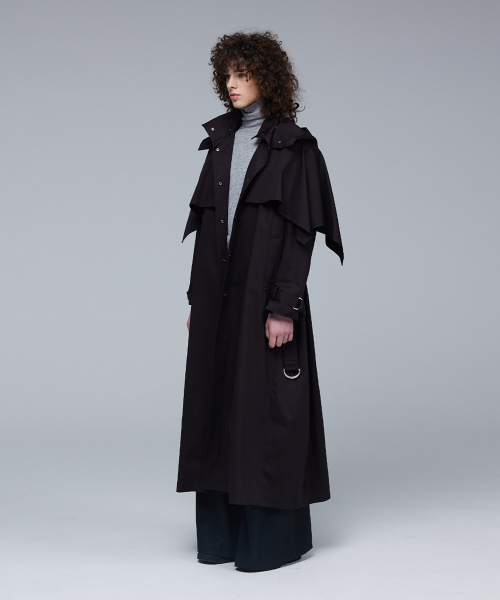 Back pleats long trench coat