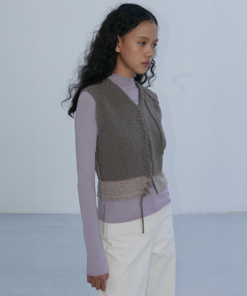 SUPERFINE MERINO WOOL SEWED VEST - GREYISH VIOLET