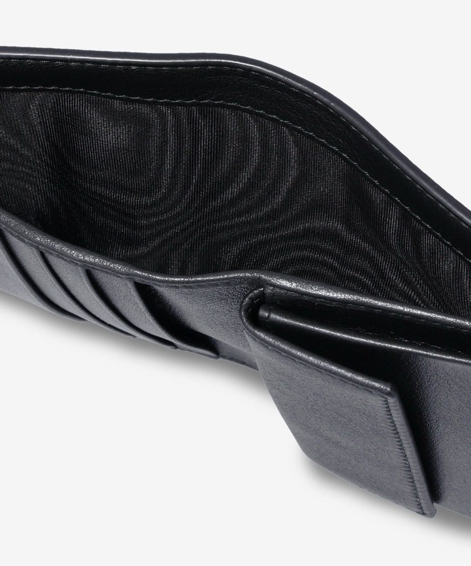 MUSINSA | PRADA Gold Metal Logo Wallet - Black / 1MV2042CYSF0002