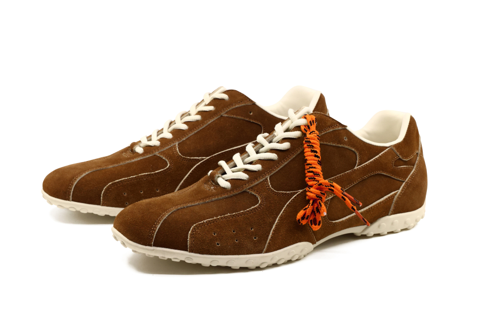 MUSINSA公式 | YASE Spider Suede Sneakers Brown