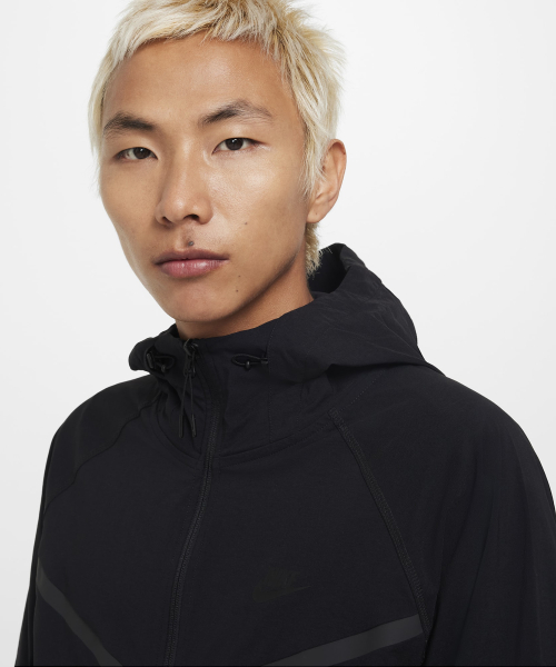 Ветровка на молнии Tech Woven Windrunner M - Black / HM7152-010