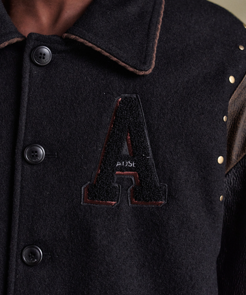 A с патчем шерстяной & кожаный varsity куртка awa691m(BLACK)