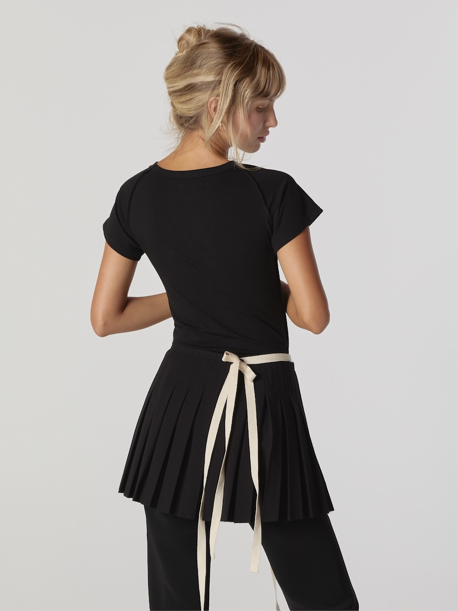 ★GLOWNY★ CHAMBER CROP TEE BLACK GY24FATS002BK MUSINSA | GLOWNY CHAMBER CROP TEE (BLACK)