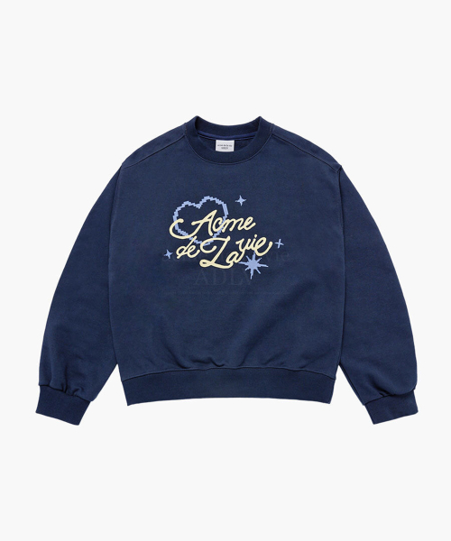 WOMAN SCRIPT HEART LETTERING SWEATSHIRTS (3 COLOR)