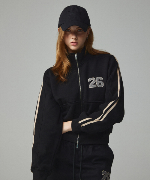 Спортивное укороченное худи на молнии с вышивкой 26 Black
