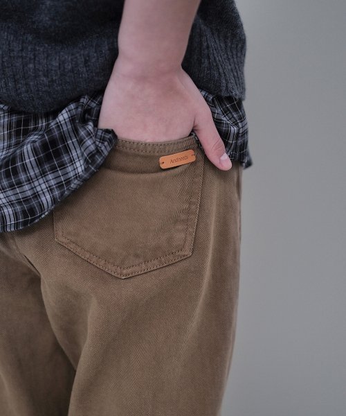 Harven dyed denim (brown)