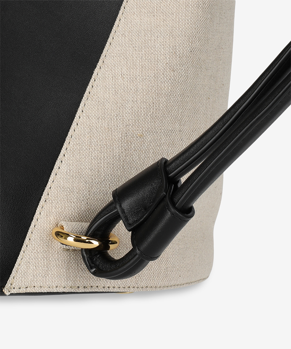 MUSINSA公式 | JACQUEMUS Le Petit Tourni Tote Bag - Black