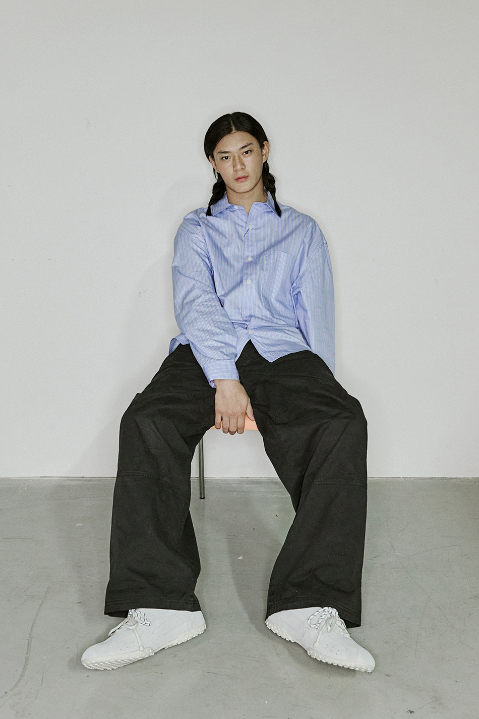 MUSINSA | YASE Spider Suede Sneakers Stone