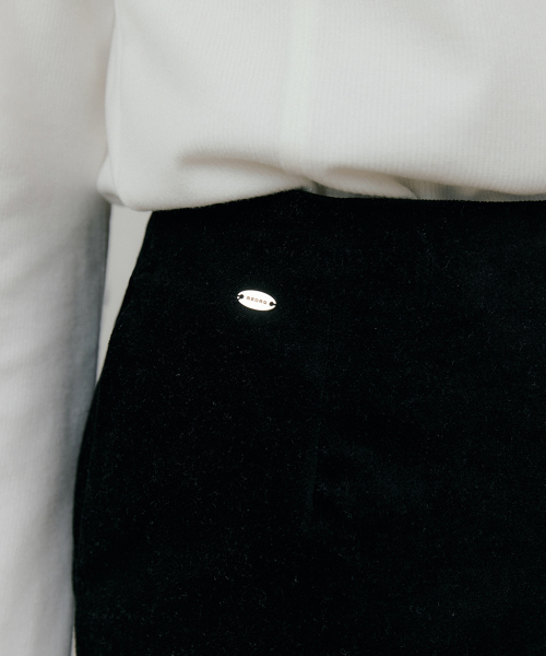 RIE COTTON VELVET SHORTS BLACK