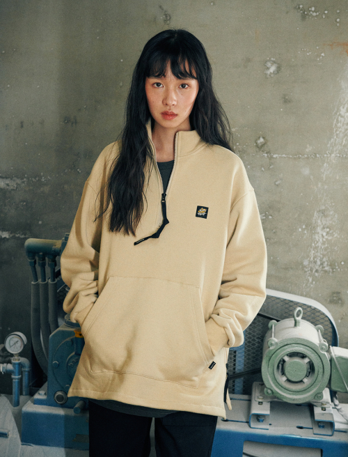 Flod Half Zip-Up Sweatshirt Beige