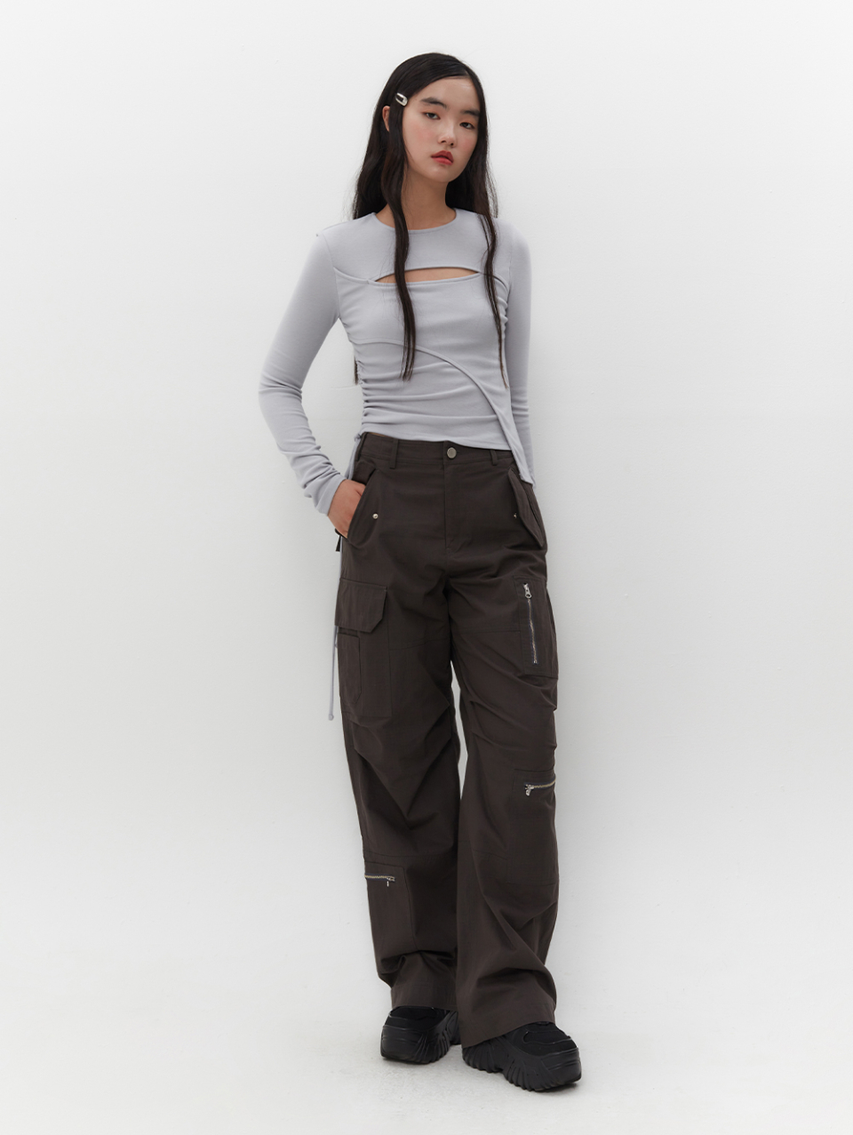 【TUOMIO】RIPSTOP CARGO PANTS ★韓国人気★ 追跡付 MUSINSA公式 | TUOMIO RIPSTOP CARGO PANTS [CHARCOAL]