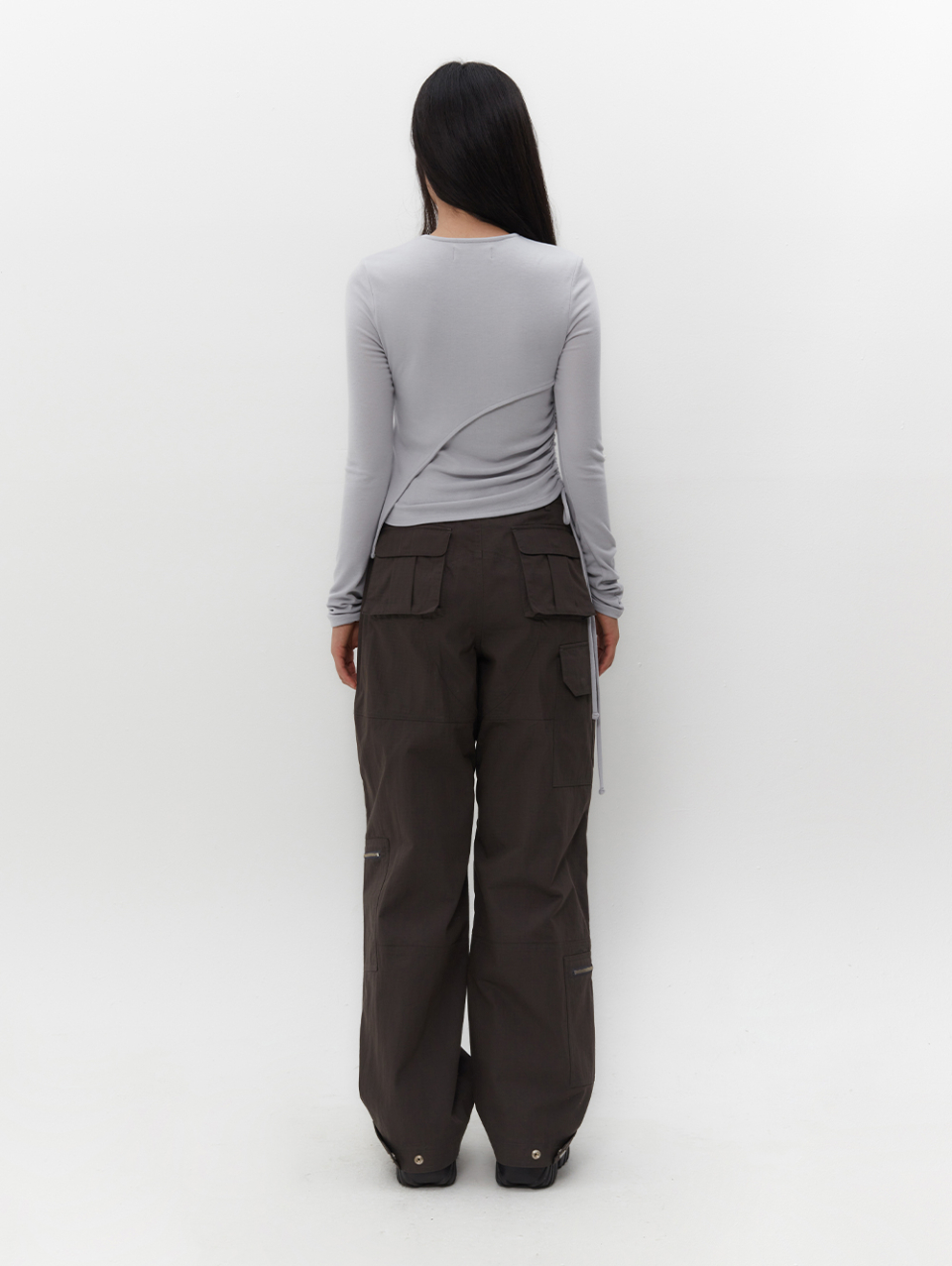 【TUOMIO】RIPSTOP CARGO PANTS ★韓国人気★ 追跡付 MUSINSA公式 | TUOMIO RIPSTOP CARGO PANTS [CHARCOAL]