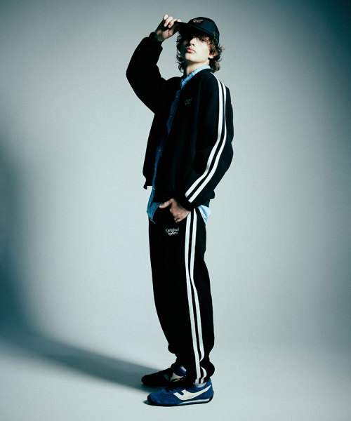 SNUGGLE FULL ZIP BLAK