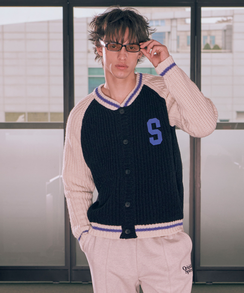 W VARSITY KNIT CARDIGAN BLAK