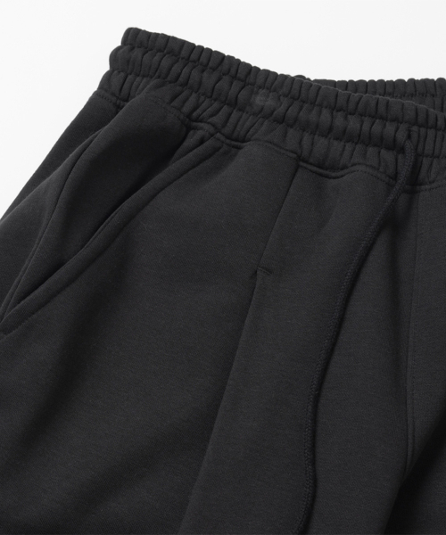 Флисовые широкие брюки с одной складкой [BLACK]