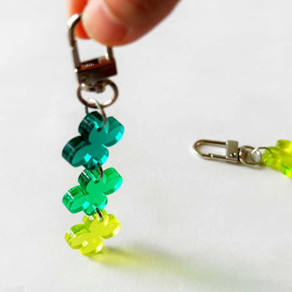 Clover Keyring_Three Stems