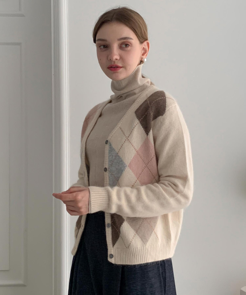 Argyle V-neck Wool Knit (2colors)